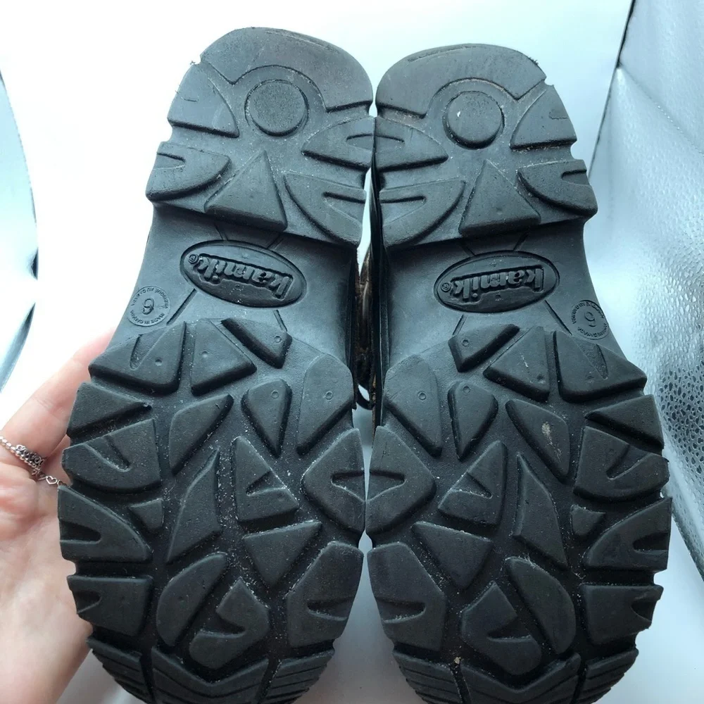 Kamik womens brown snow boots size 6